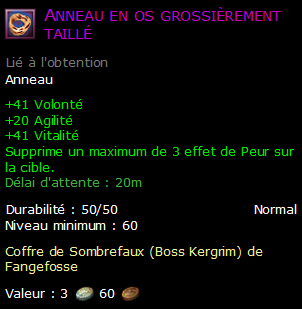 Anneau en os grossièrement taillé